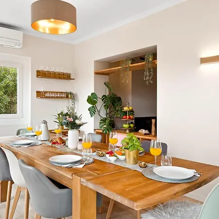 Familientraum In Strandnaehe